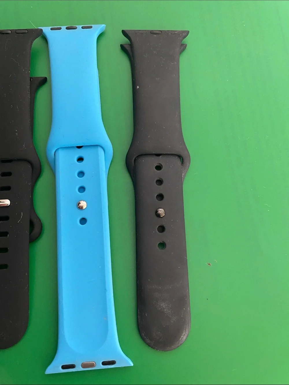 Silicone Smartwatch Bands in Black and Bright Blue - Universal Fit